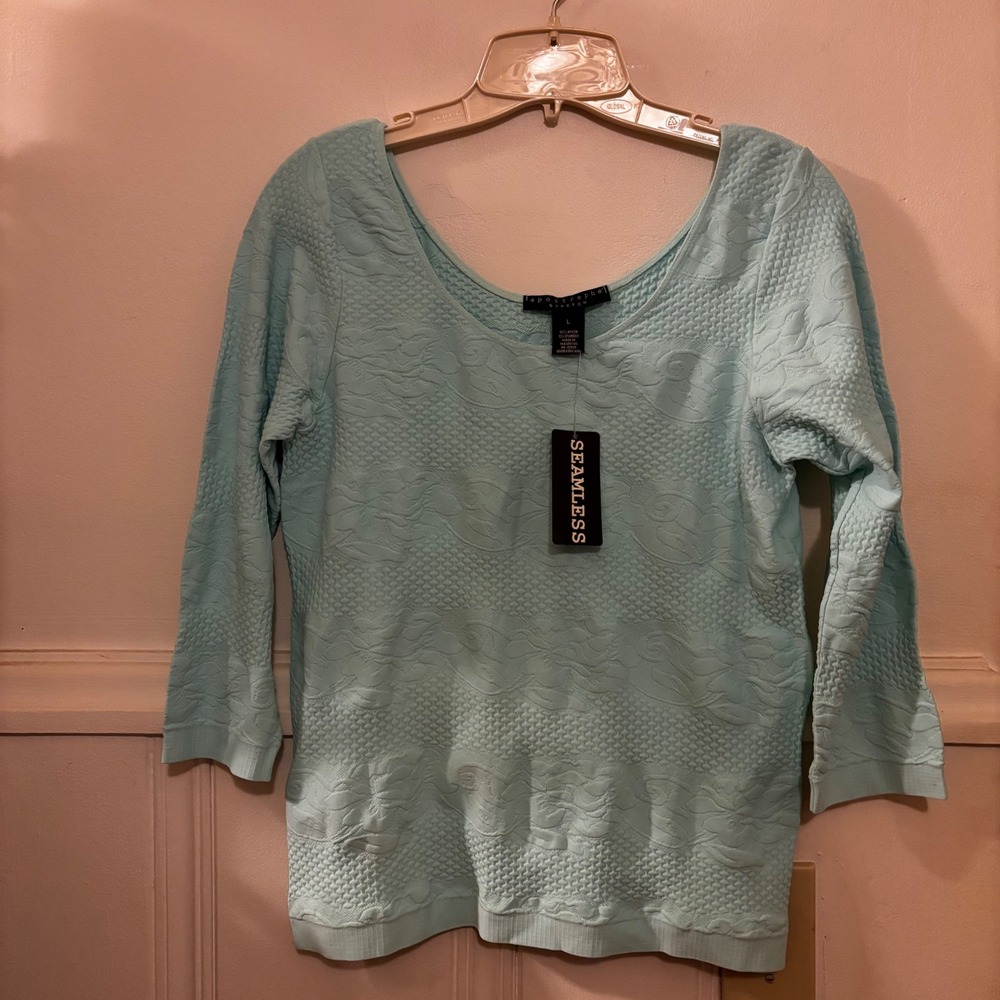 Apostrophe Women's Top‎ Large NWT Scoop Neck Textured Knit Pattern Stretch